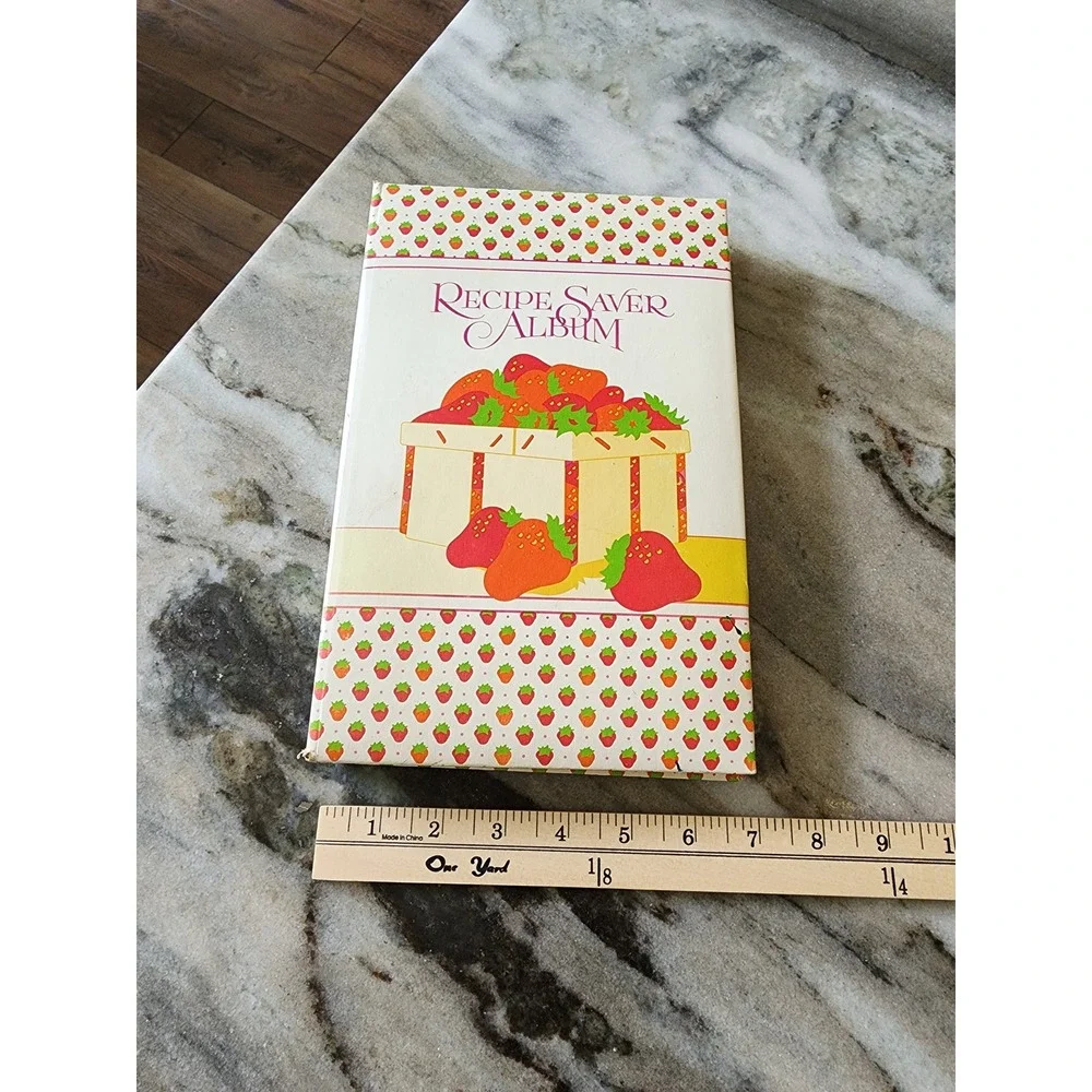 Vintage‎ 1985 Current Strawberry Recipe Saver Album with Recipes!!